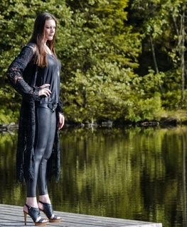 Floor Jansen feet photo thumbnail