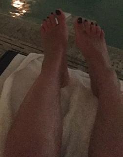 Floppy Tesouro feet photo 5