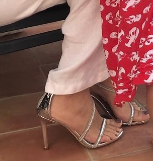Floppy Tesouro feet photo 9
