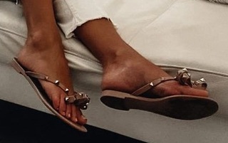 Floppy Tesouro feet photo 14
