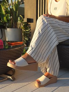 Floppy Tesouro feet photo 15