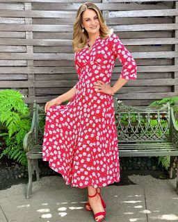 Flor Rubio feet photo thumbnail