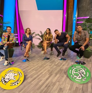 Flor Rubio feet photo thumbnail