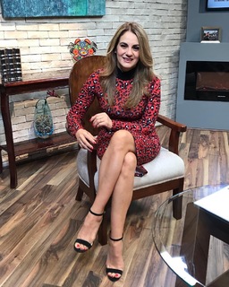 Flor Rubio feet photo thumbnail