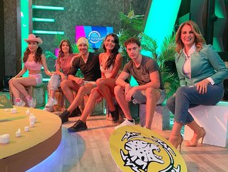 Flor Rubio feet photo thumbnail