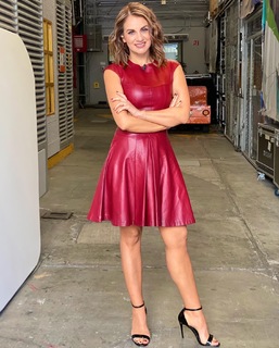 Flor Rubio feet photo thumbnail