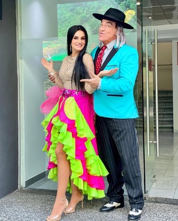 Flor Rubio feet photo thumbnail