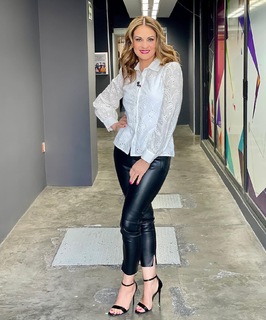 Flor Rubio feet photo thumbnail