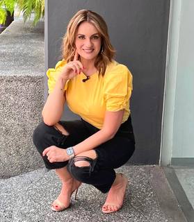 Flor Rubio feet photo thumbnail