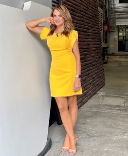 Flor Rubio feet photo thumbnail