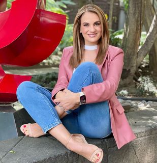 Flor Rubio feet photo thumbnail