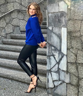 Flor Rubio feet photo thumbnail