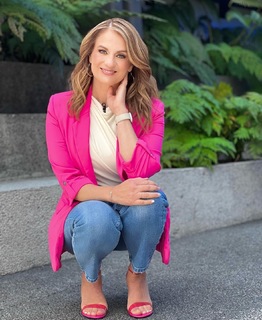 Flor Rubio feet photo thumbnail