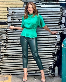 Flor Rubio feet photo thumbnail