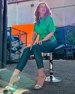 Flor Rubio feet photo thumbnail