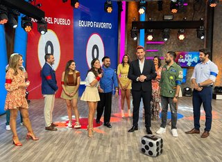 Flor Rubio feet photo thumbnail