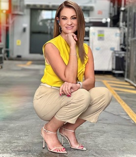 Flor Rubio feet photo thumbnail