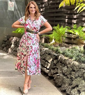 Flor Rubio feet photo thumbnail