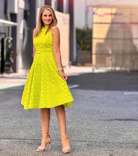 Flor Rubio feet photo thumbnail