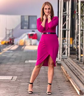 Flor Rubio feet photo thumbnail