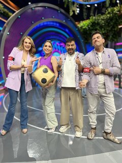 Flor Rubio feet photo thumbnail