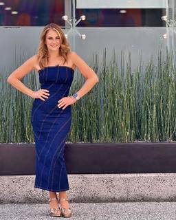 Flor Rubio feet photo thumbnail