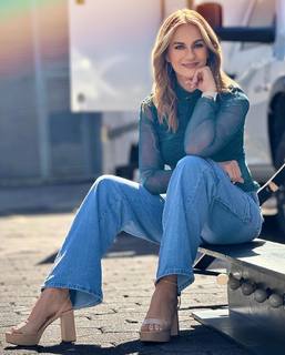 Flor Rubio feet photo thumbnail