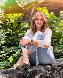 Flor Rubio feet photo thumbnail