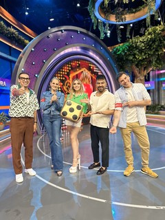 Flor Rubio feet photo thumbnail