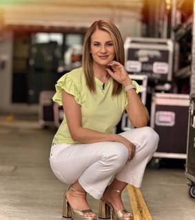 Flor Rubio feet photo thumbnail