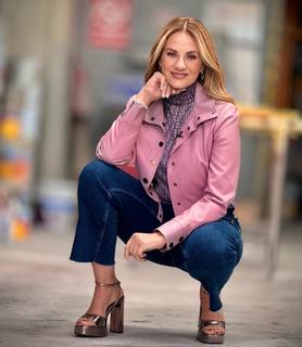 Flor Rubio feet photo thumbnail