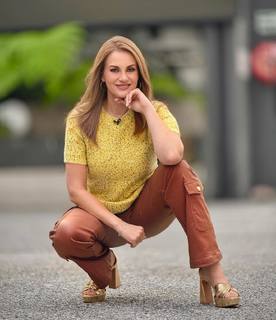 Flor Rubio feet photo thumbnail