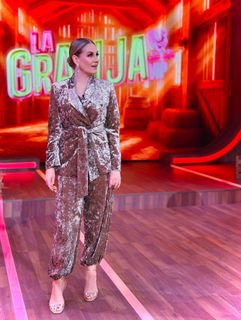 Flor Rubio feet photo thumbnail