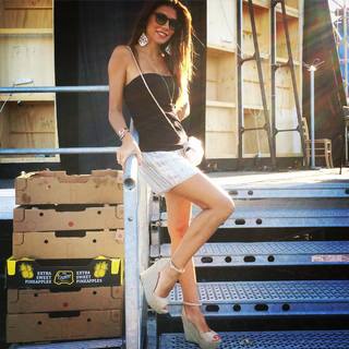Flora Canto feet photo 12