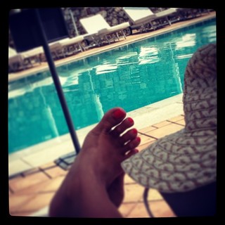 Flora Canto feet photo 5