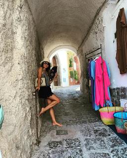 Flora Canto feet photo 10