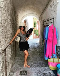 Flora Canto feet photo 8