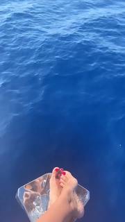 Flora Canto feet photo 8