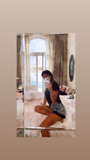 Flora Canto feet photo 4
