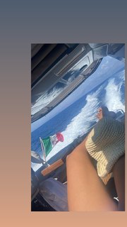 Flora Canto feet photo 17