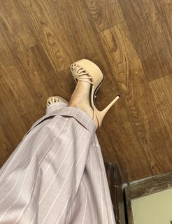 Flora Canto feet photo 20