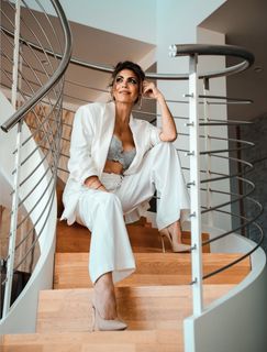 Flora Canto feet photo 17