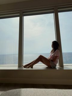 Flora Canto feet photo 8