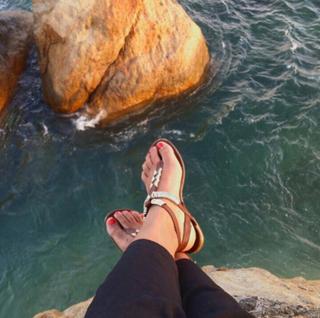 Flora Coquerel feet photo 2