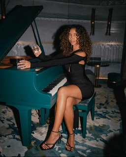 Flora Coquerel feet photo 18