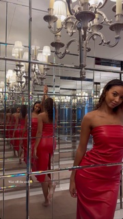 Flora Coquerel feet photo 1