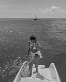 Flora Coquerel feet photo 20