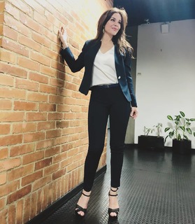 Flora Martínez feet photo 19