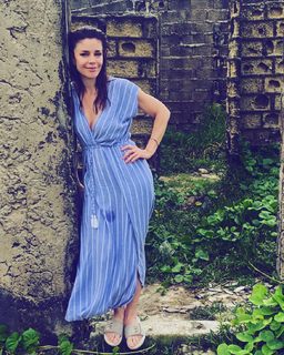 Flora Martínez feet photo 1