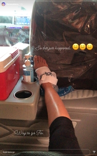 Florence Faivre feet photo 9